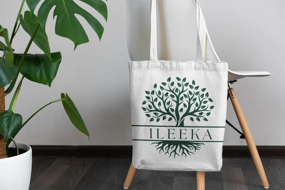 Ileeka Logo Bag tote bag with Ileeka logo